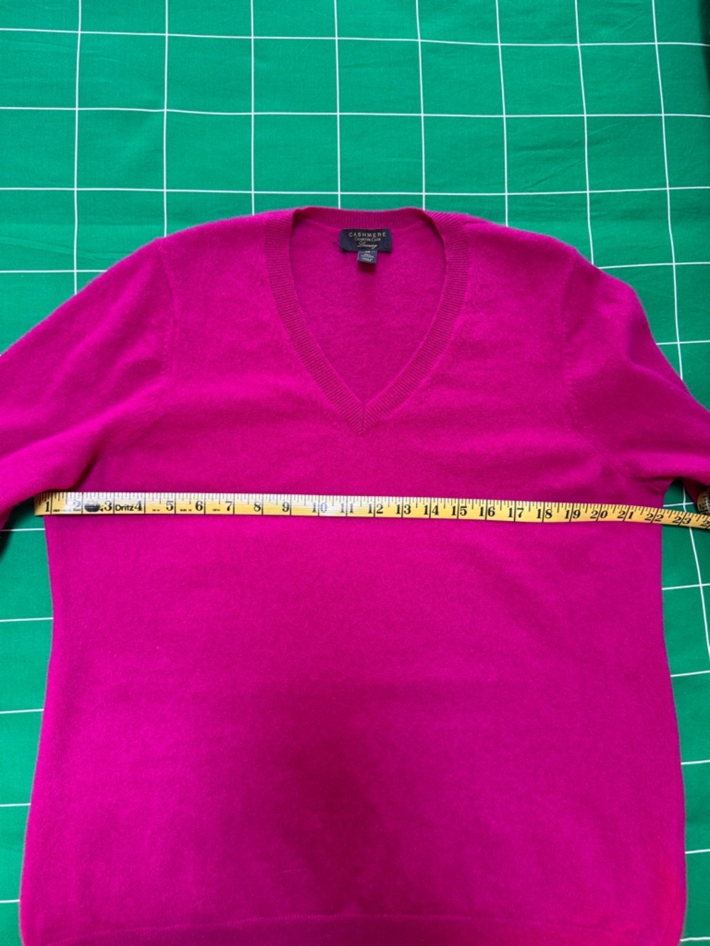 Cashmere V-Neck Sweater in Bright Fuchsia - Picture 5 of 5